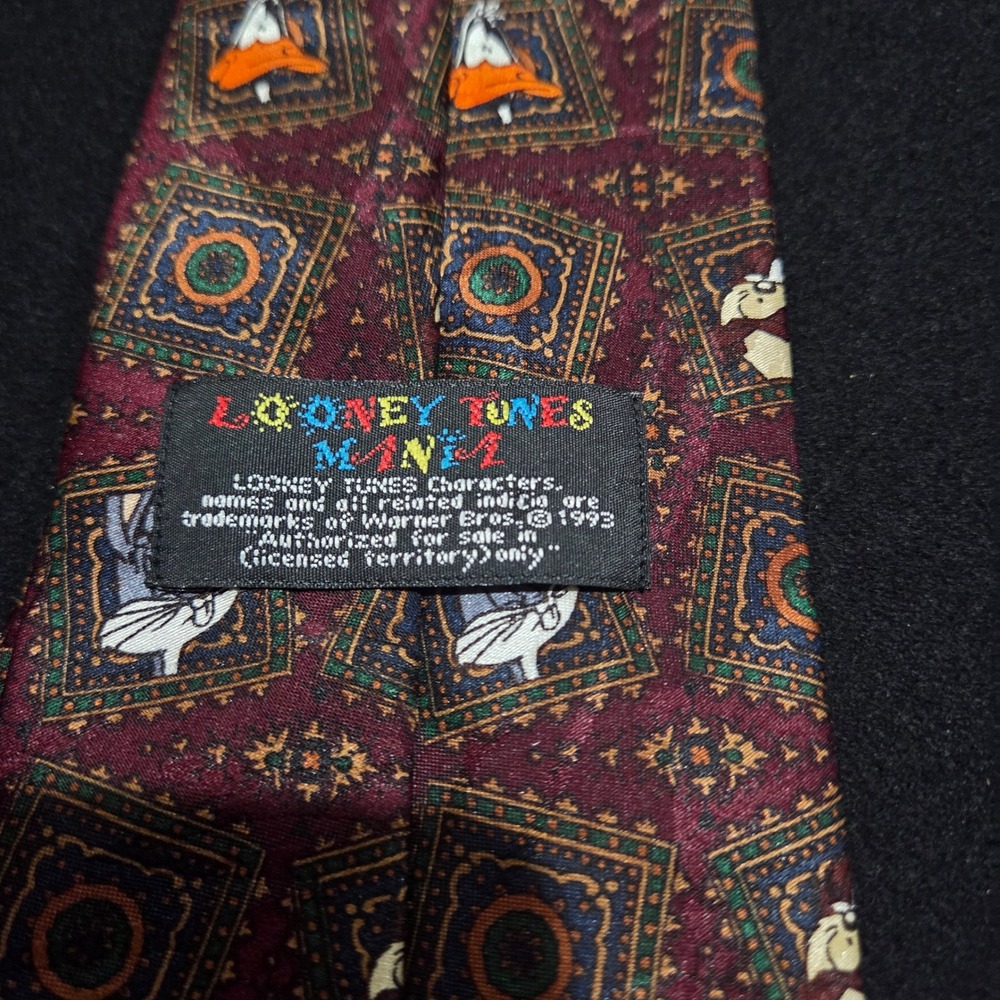 Vintage 1993 Looney Tunes Mania Character Burgundy Medallion Print Necktie Men - Picture 4 of 4